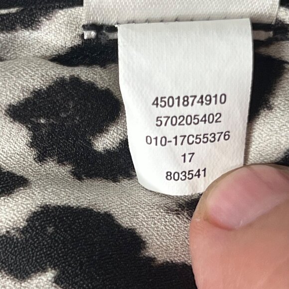 Chicos Leopard Print Cold Shoulder Top Size 3 (US 16/18 XL) Lightweight Stylish - Picture 10 of 12